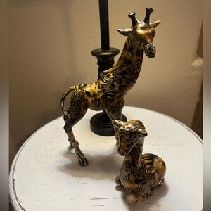Set Of Two Vtg  La Vie Giraffe  African Safari  Collage  Figurines, 12.5” & 7.5”
